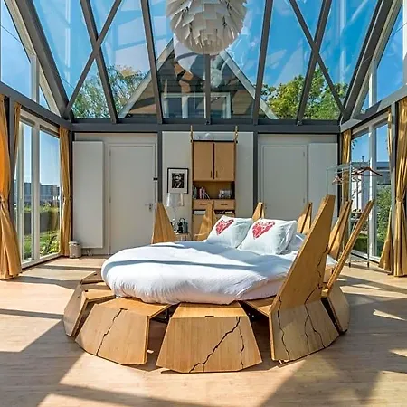 The Panorama Couette-café